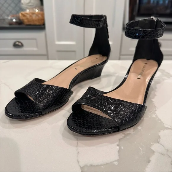 Via Spiga Womens Open Toe Ankle Strap Wedge Sandals Size 8 Black Snake Leather - Picture 4 of 13